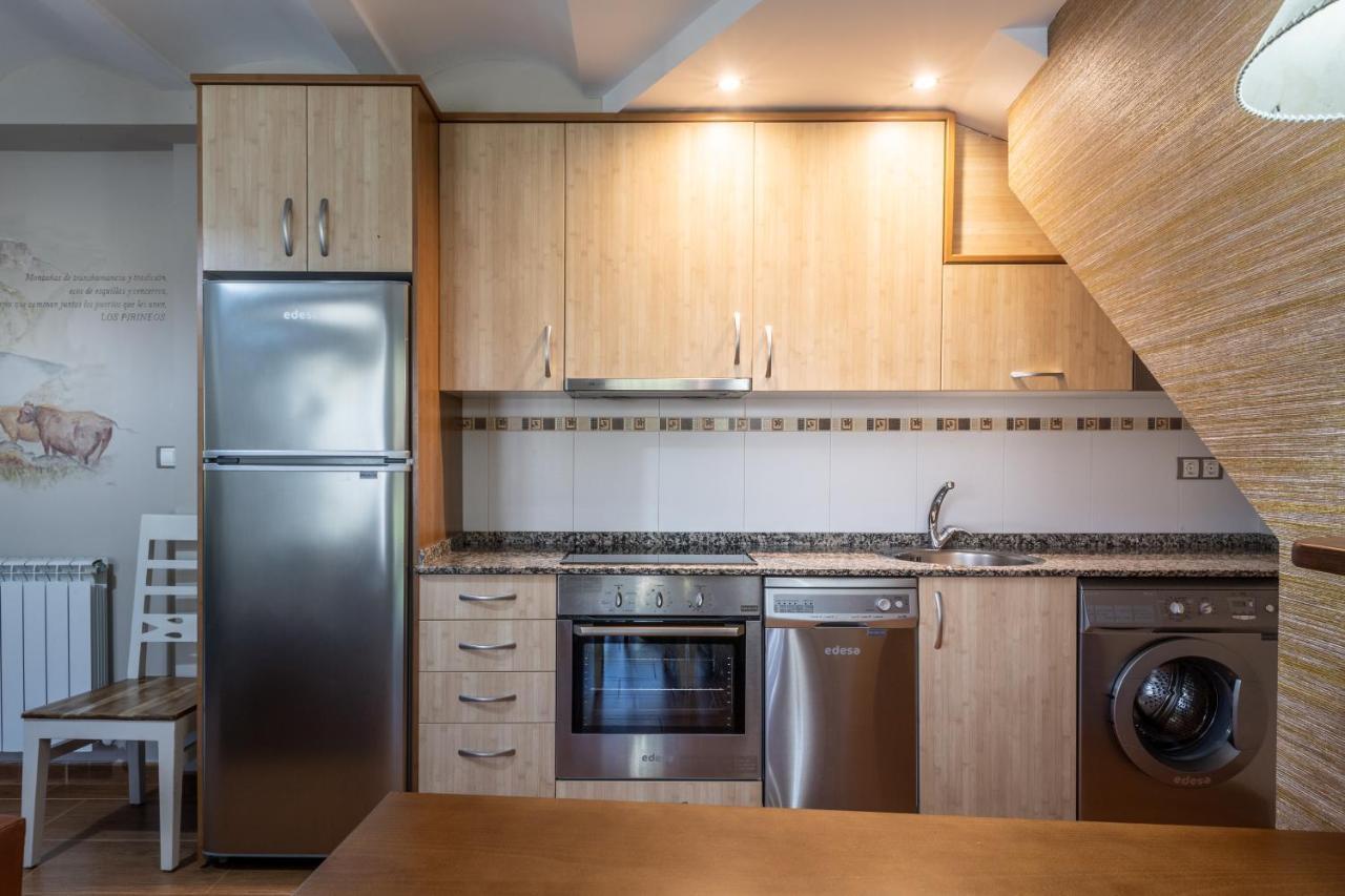 Casa Bergua Guest House Viu ภายนอก รูปภาพ
