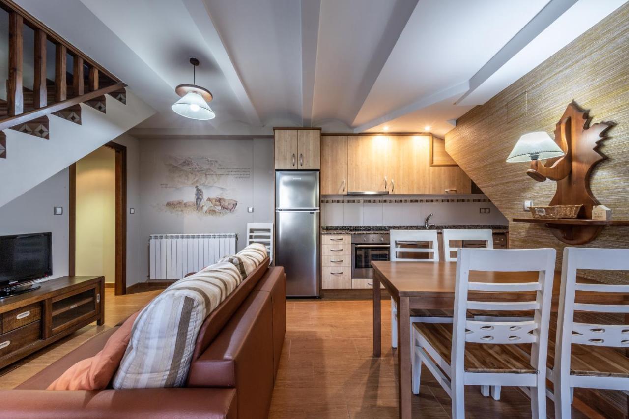 Casa Bergua Guest House Viu ภายนอก รูปภาพ
